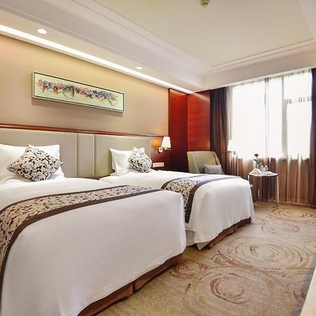 Guangxi Wharton International Hotel Nanning Eksteriør bilde
