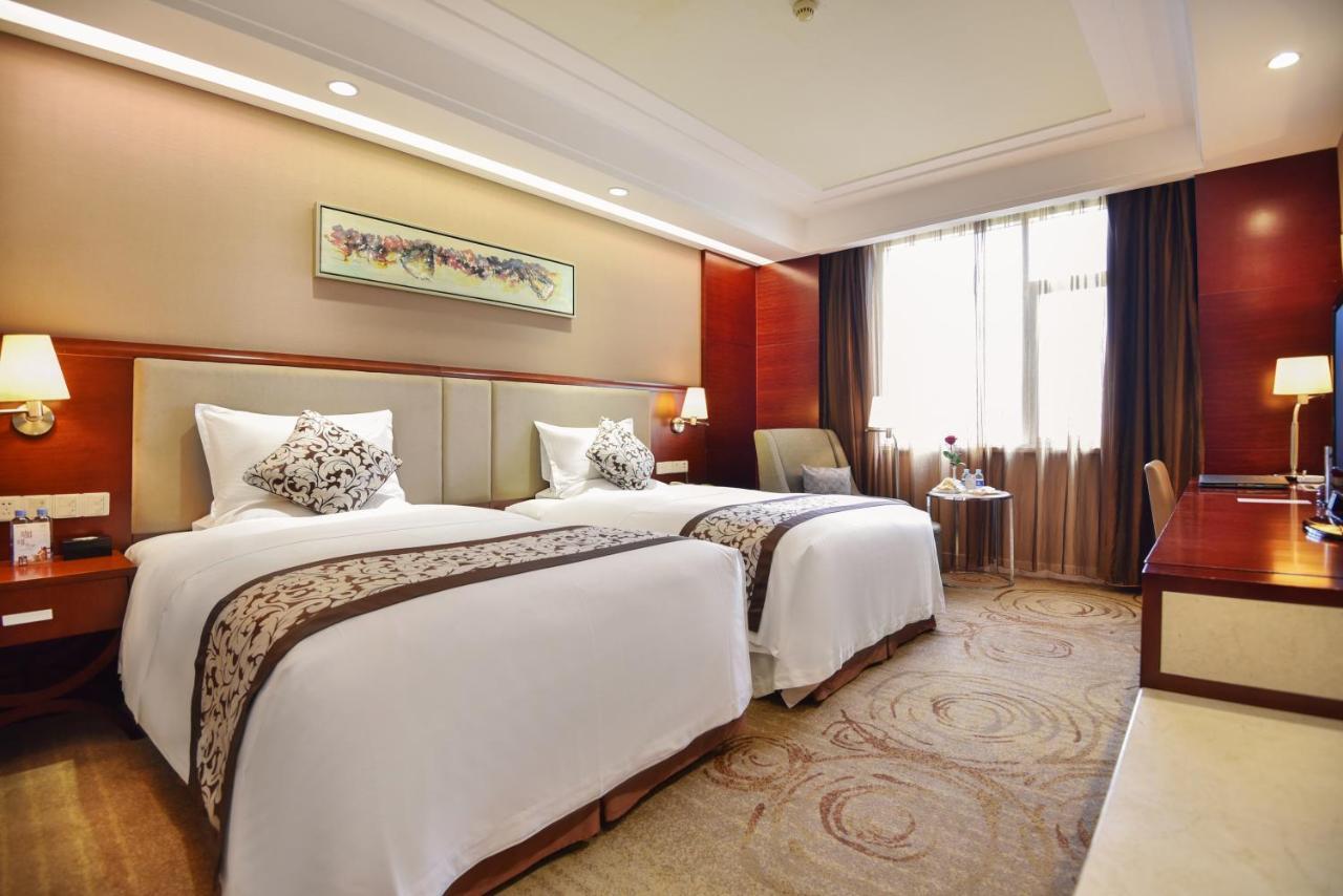 Guangxi Wharton International Hotel Nanning Eksteriør bilde