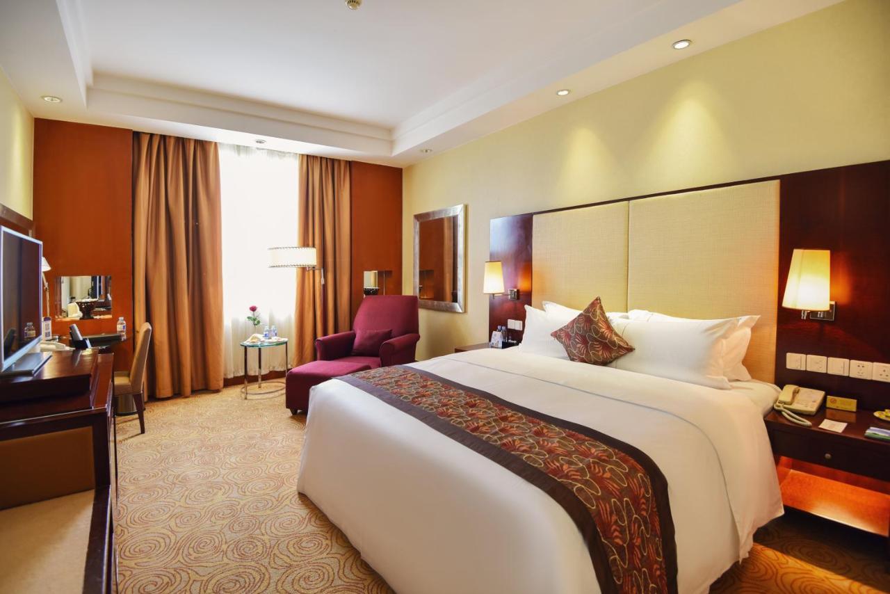 Guangxi Wharton International Hotel Nanning Eksteriør bilde