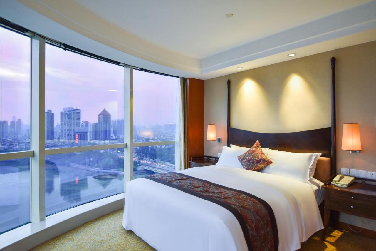 Guangxi Wharton International Hotel Nanning Eksteriør bilde